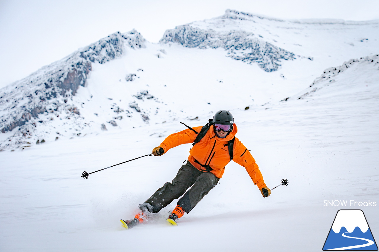 大雪山旭岳ロープウェイ｜パウダーが無くたって、スキーは楽しい！過去最高難度の雪面を思いっきり楽しむ1日(^^)/